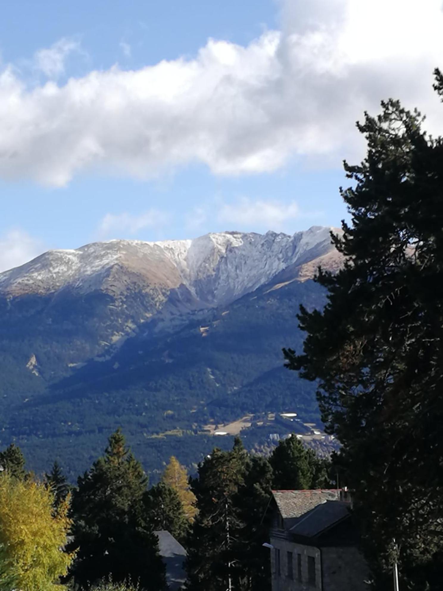 Pyrenees Catalanes Tres Joli Appartement 300M Telecabines Font-Romeu-Odeillo-Via Exterior photo